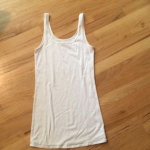 Long Basic White Tank Tank Size Small